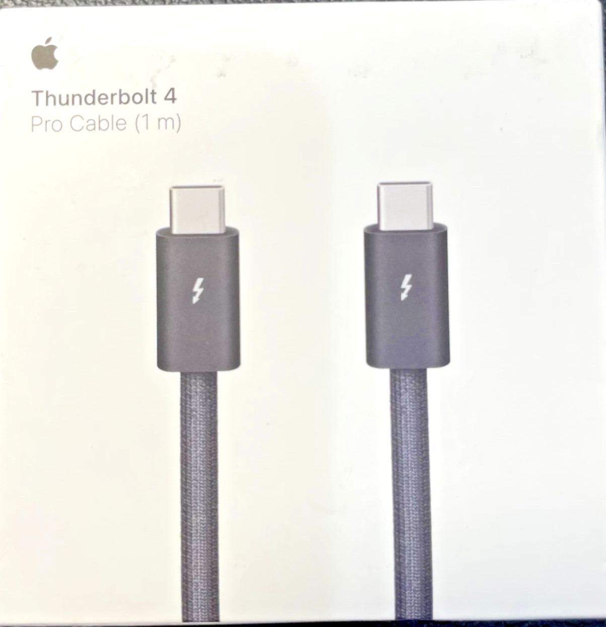 Apple Thunderbolt 4 Pro 1m Black - MU883AM/A  A2804 - PRISTINE Cond