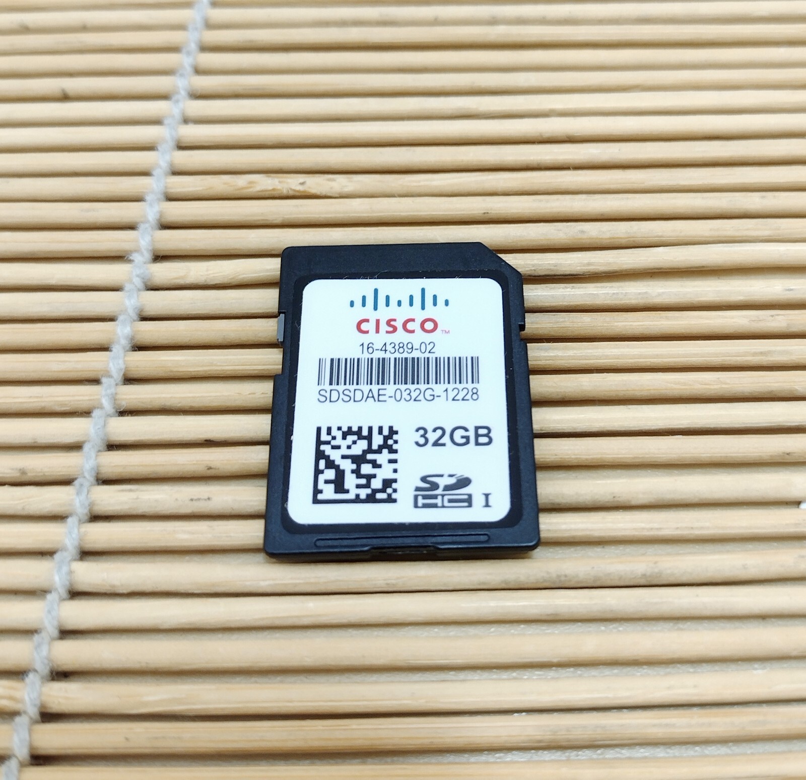Cisco UCS-SD-32G-S 32GB SD Card for UCS servers