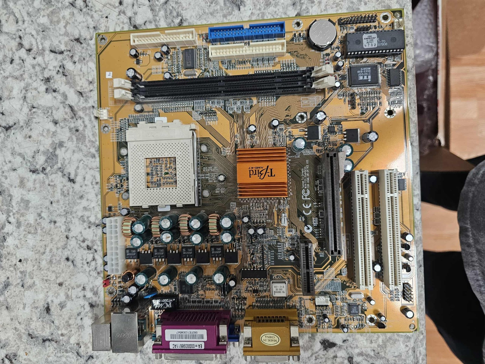 Vintage Retro Gaming Micro PC Chips/ECS Socket 462 Motherboard 2 PCI  AGP Board
