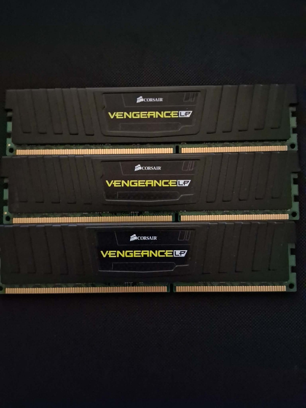3 Sticks Of Corsair Vengeance LP Desktop RAM 16GB DDR3
