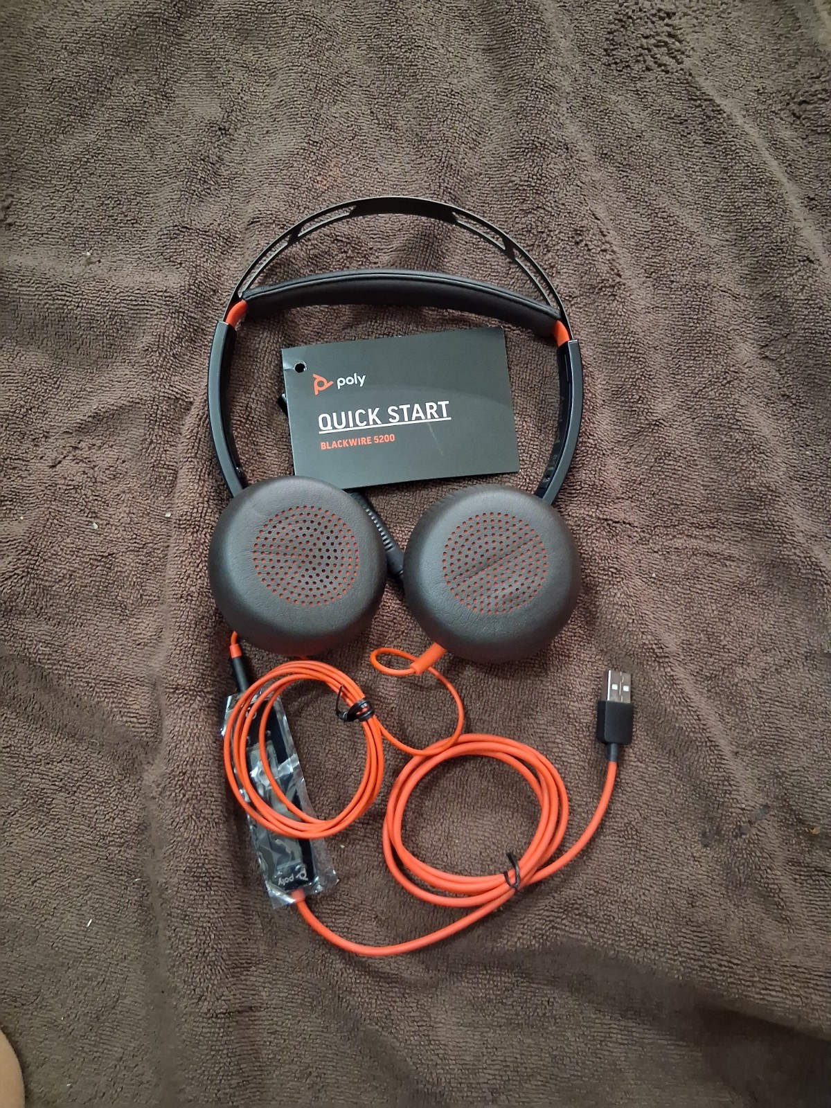 POLY BLACKWIRE C5220 WIRED HEADSET USB  GREAT CONDITION  FREE FAST SHIPPING 