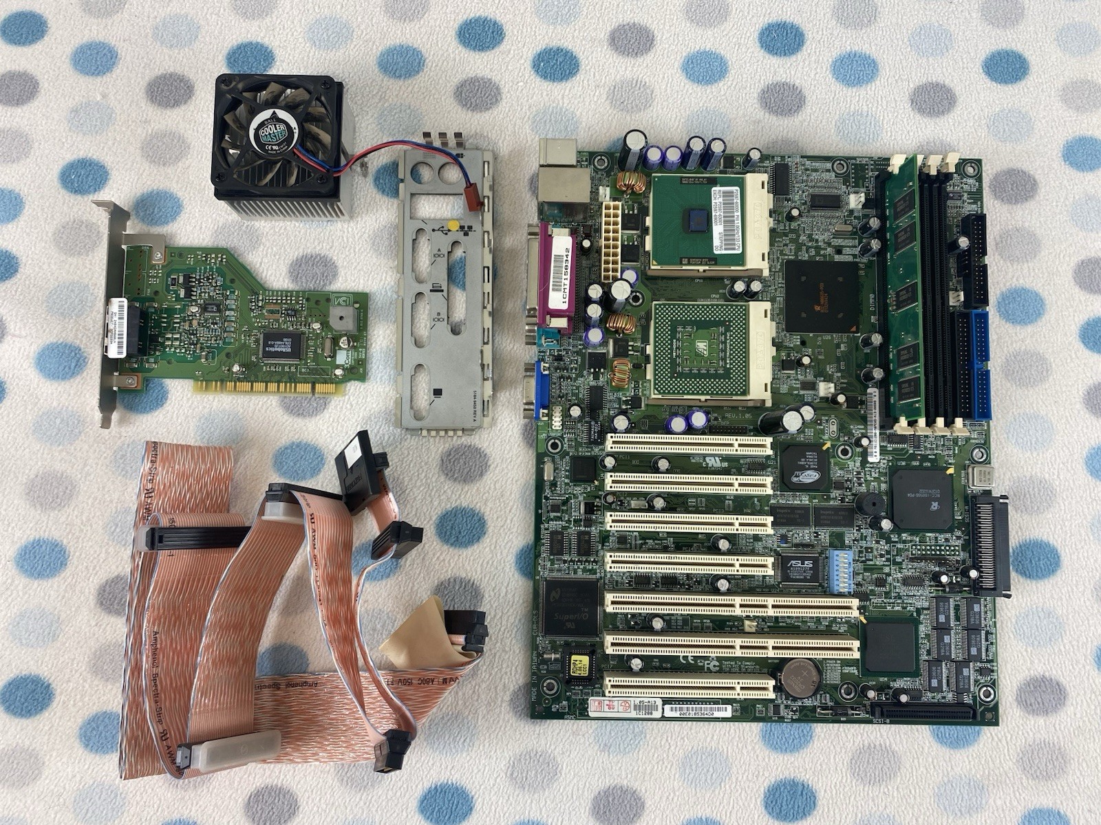 MAINBOARD ASUS CUR-DLS 2x SOCKET 370 ASMC ATX W/Pentium III 1.0ghz, 128mb SDRAM