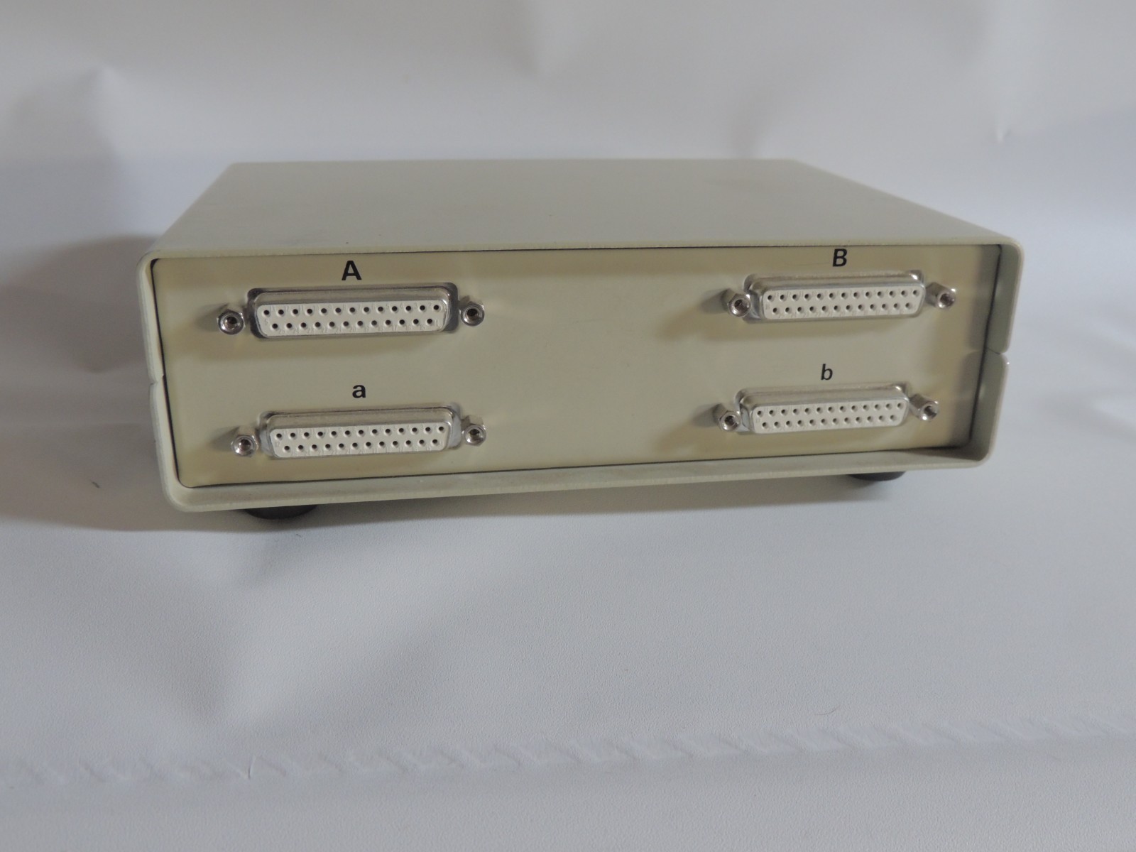 2 Way DB25 Pin Cross Data Switch ~ (A-a B-b) or (A-b B-a)  IEEE 1284 rating