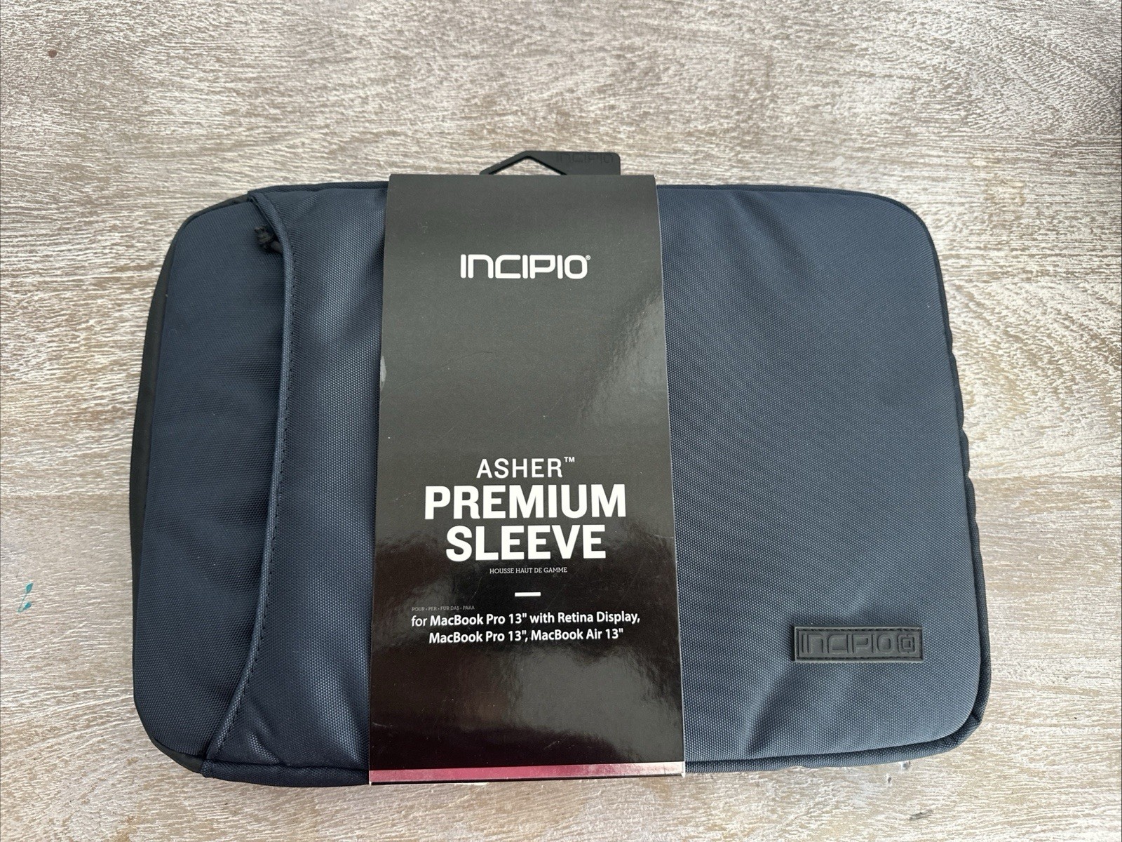 NEW Incipio Padded Premium Sleeve Laptop MacBook Pro MacBook Air Navy/Black