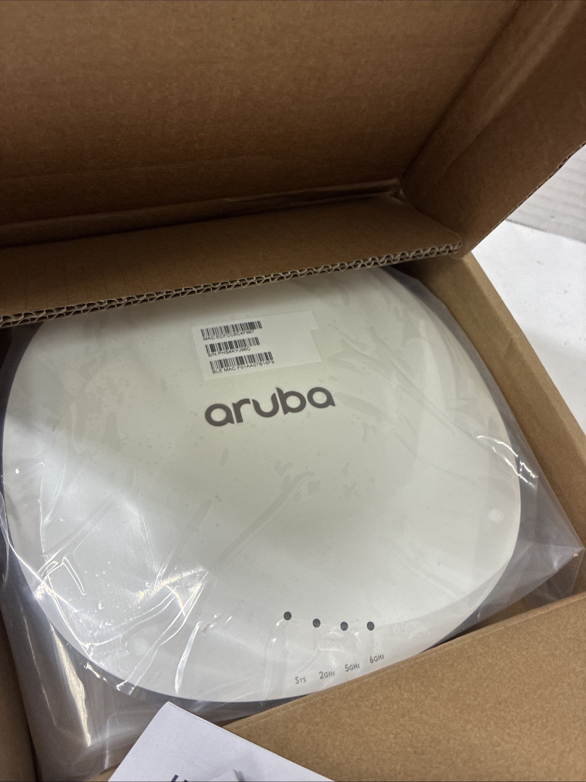 Aruba 635 Series Tri-Band Wireless Access Point APIN0635 White