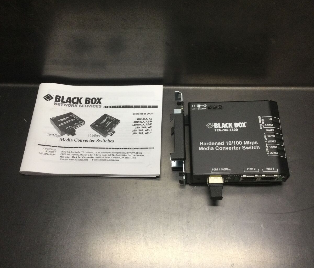 NEW, BLACK BOX, LBH100A-HD-SLC-24V, MEDIA CONVERTER SWITCH. (8B-3)