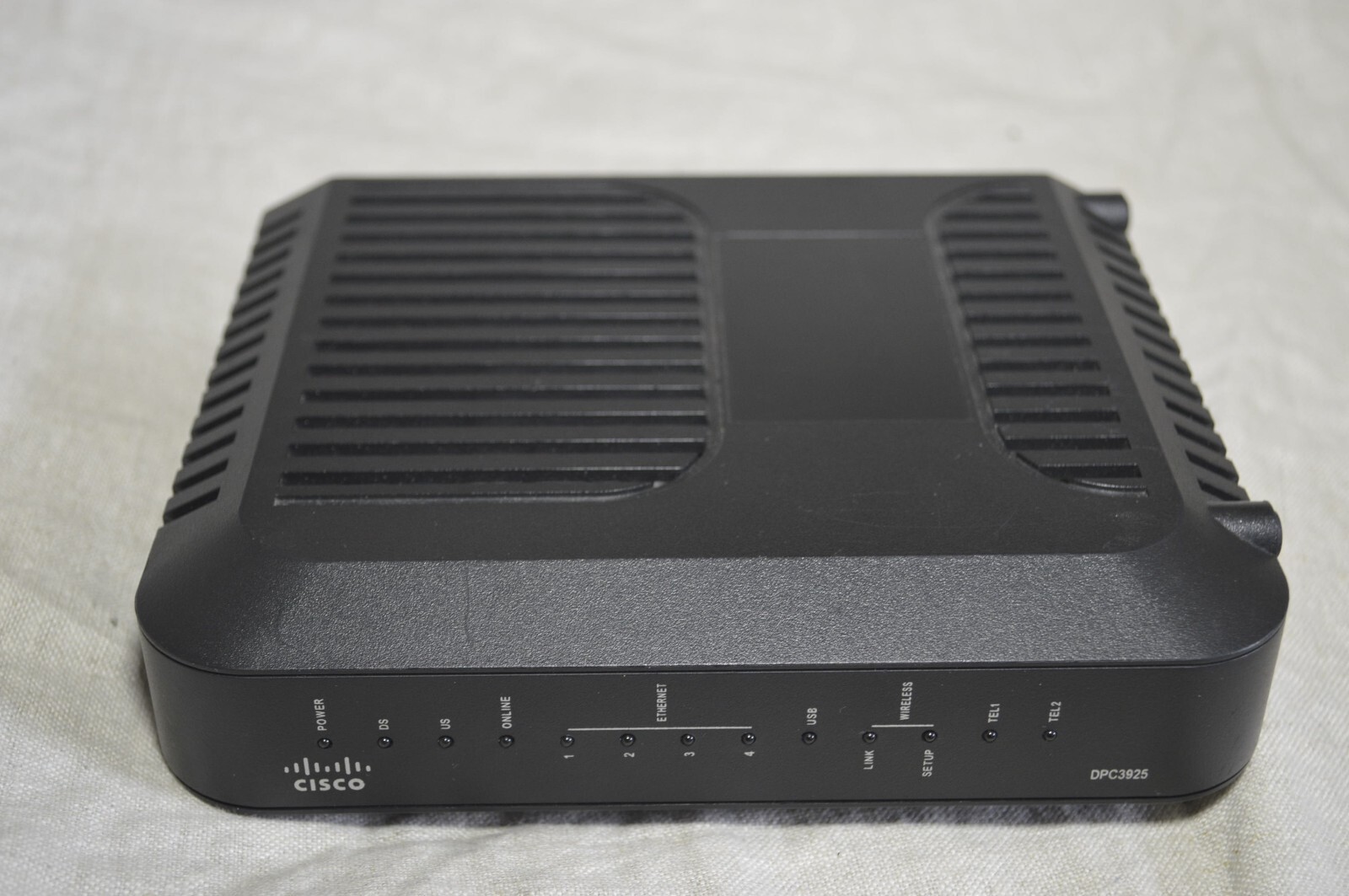 CISCO Linksys DPC3925 Advanced DOCSIS 3.0 Cable Modem ONLY READ
