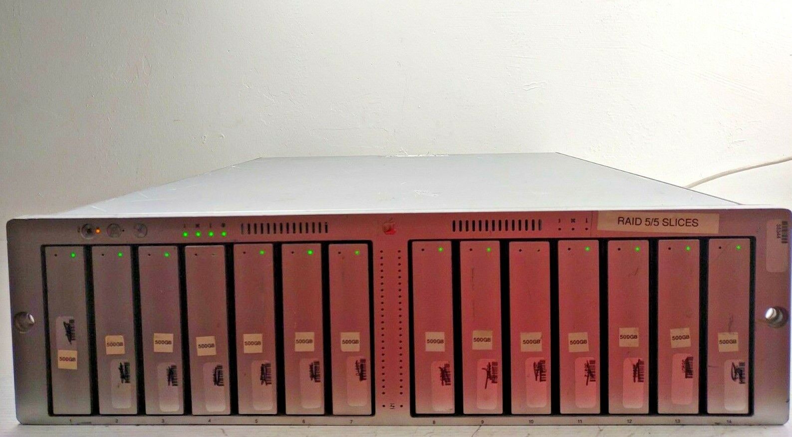 Apple XSERVE RAID A1009 Network Enclosure Storage W/ x14 500GB Drives