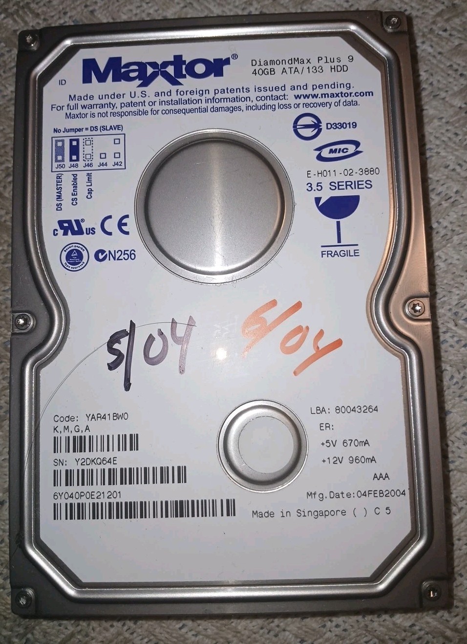 Maxtor DiamondMax Plus 9 Ultra ATA/133 7200RPM 40GB 3.5"  Y2SVBPYE