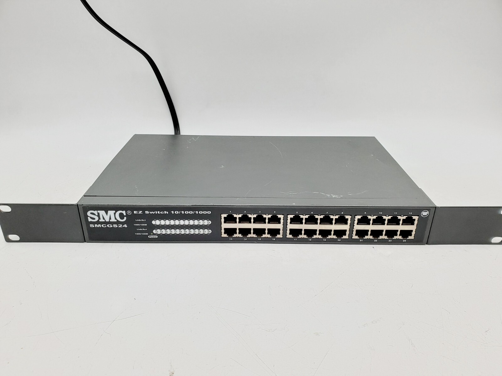 SMC Networks SMCGS24C-Smart 10/100/1000Mbps Smart 24 Ports Switch