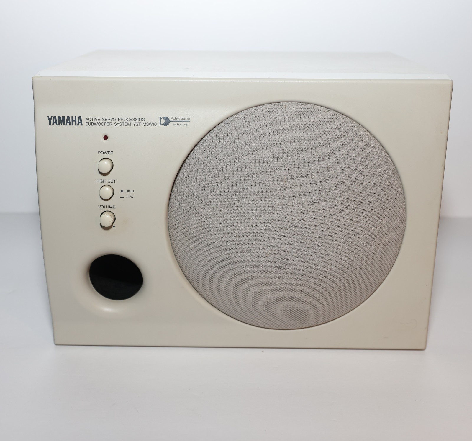Yamaha YST-MSW10 Powered Multimedia Subwoofer Deep Base 25 Watts TESTED WORKS