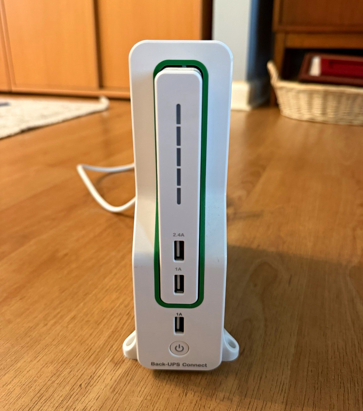 APC Back-UPS Connect BGE50ML 84VA/50W Tower UPS 2 Outlets USB White