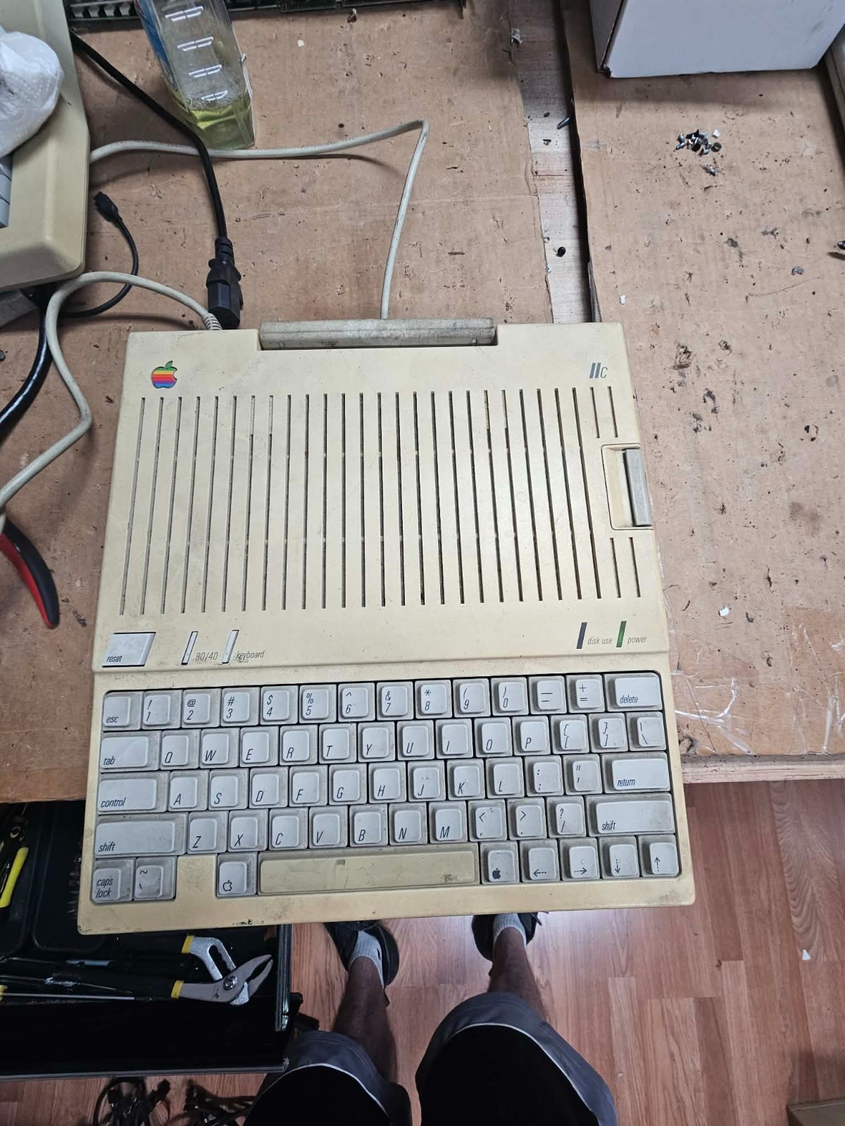 Vintage Retro Gaming Apple IIc A2S4000 - Powers & Posts Alps KB - Tech Special