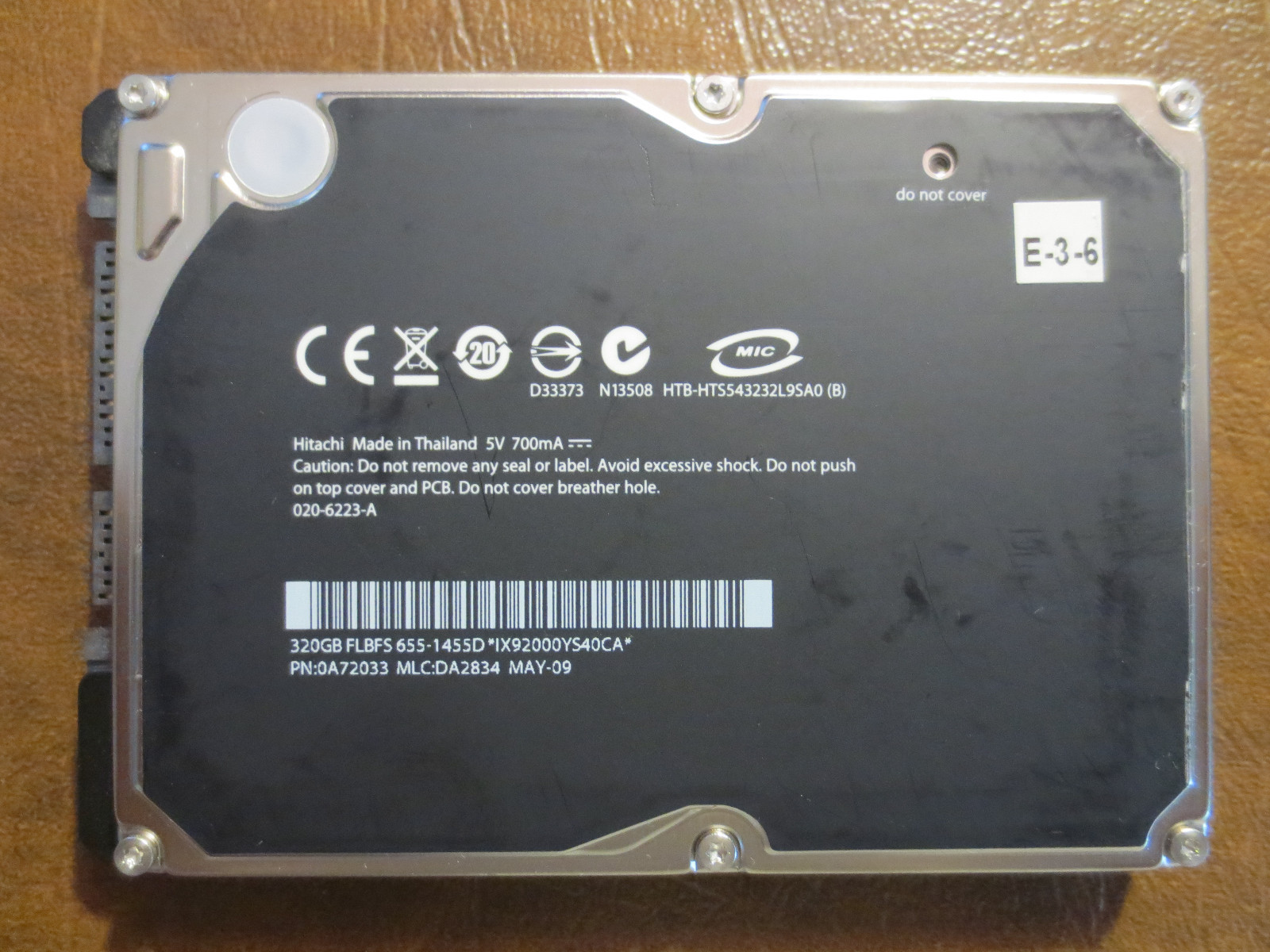 Hitachi HTS543232L9SA0 PN:0A72033 MLC:DA2834 Apple#655-1455D 320gb 2.5" Sata HDD