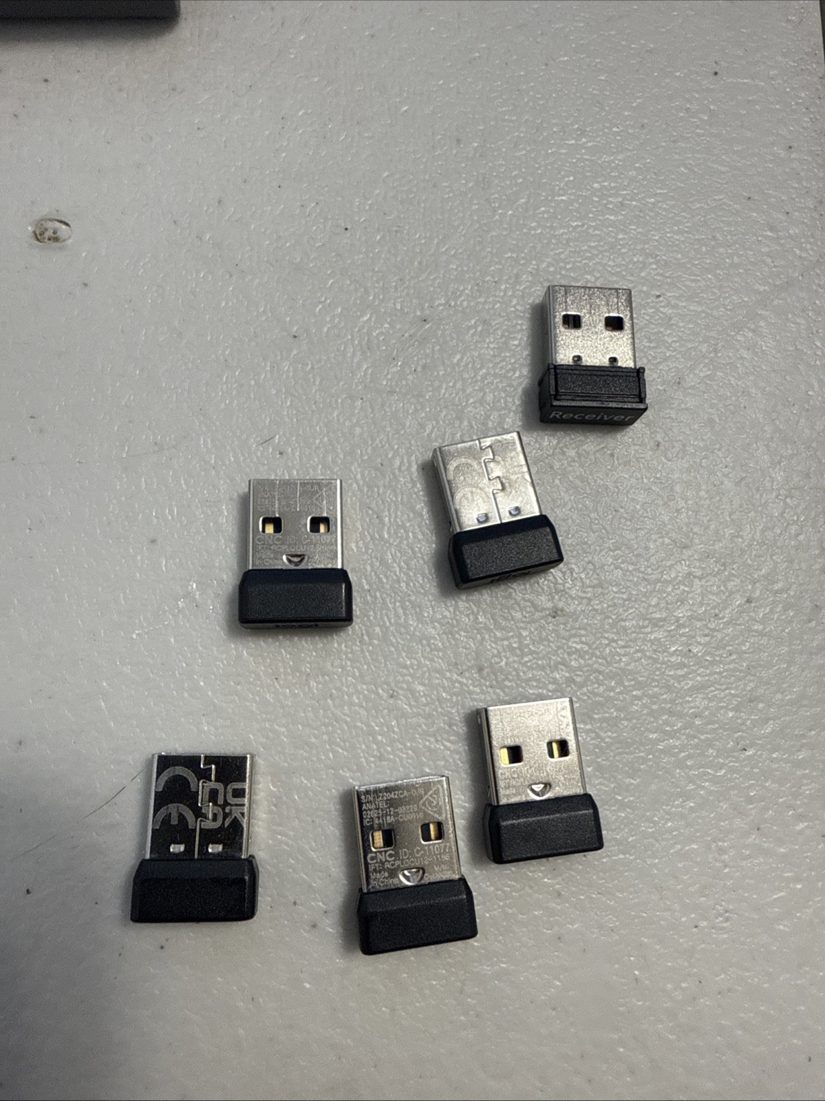 LOT OF 5 Logitech USB Receiver Dongle C-U0010. Plus another receiver.