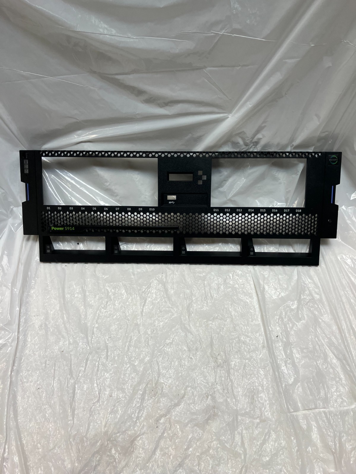 IBM POWER9 SERIES SERVER BEZEL FACEPLATE 01ML070 S914 front cover