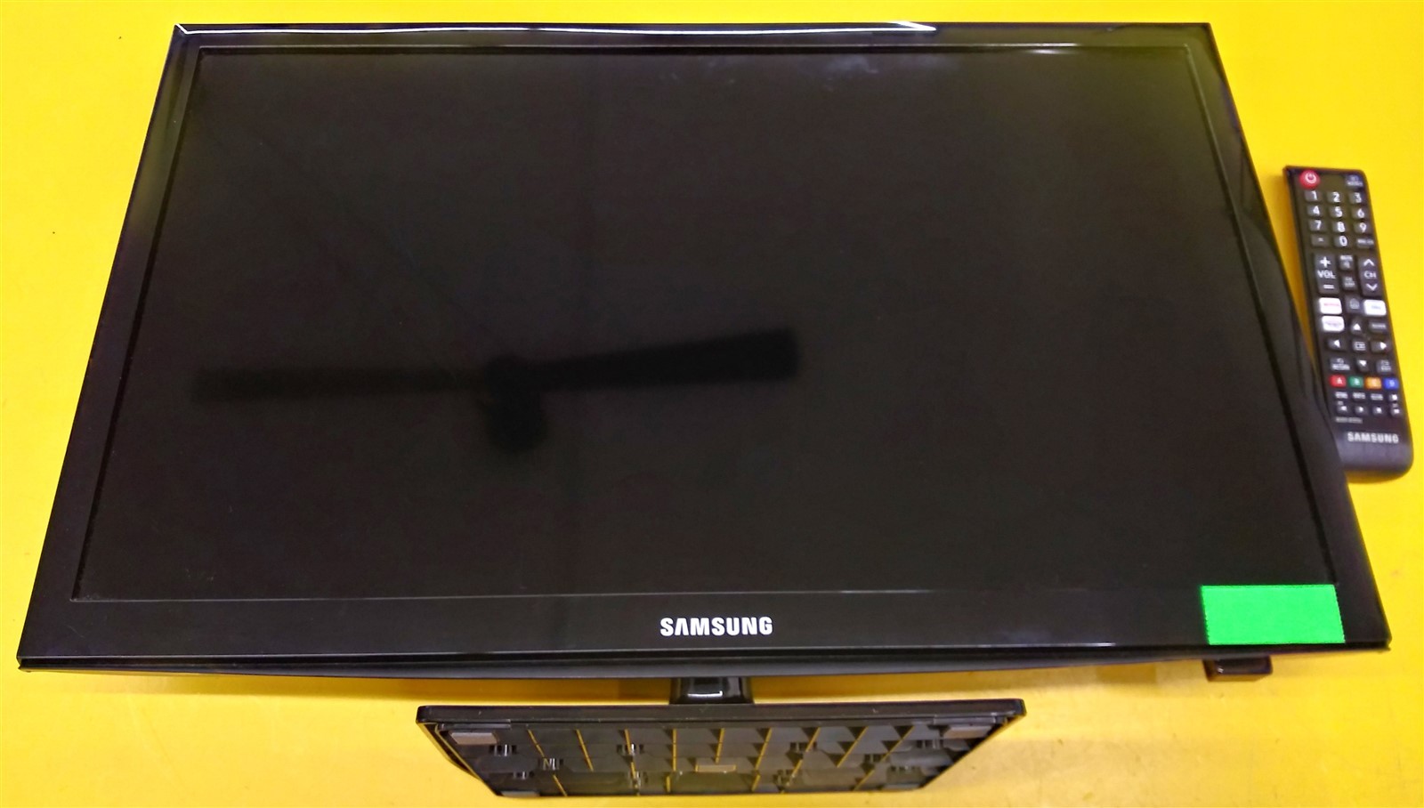 ⭐️⭐️⭐️⭐️⭐️ Monitor Samsung UN24H4000AF 24" LED 720p 