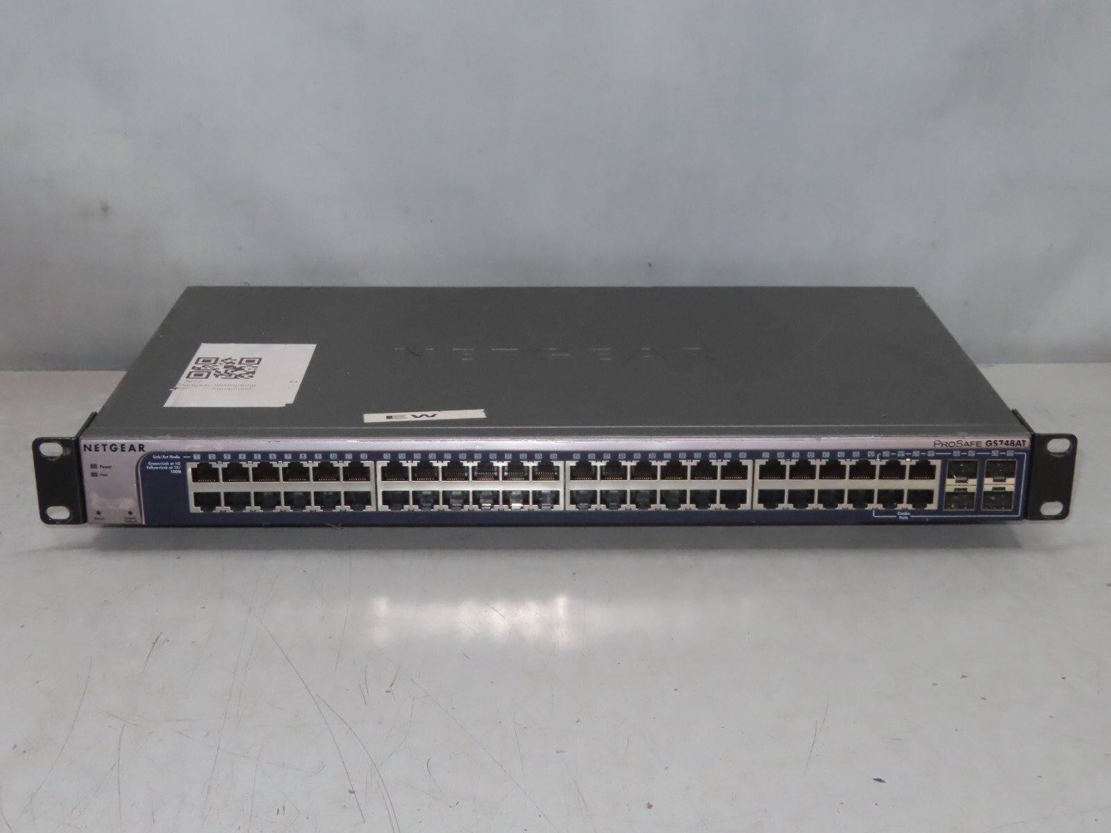NetGear ProSafe GS748AT-100NAS 48-Ports 10/100/1000Mbps