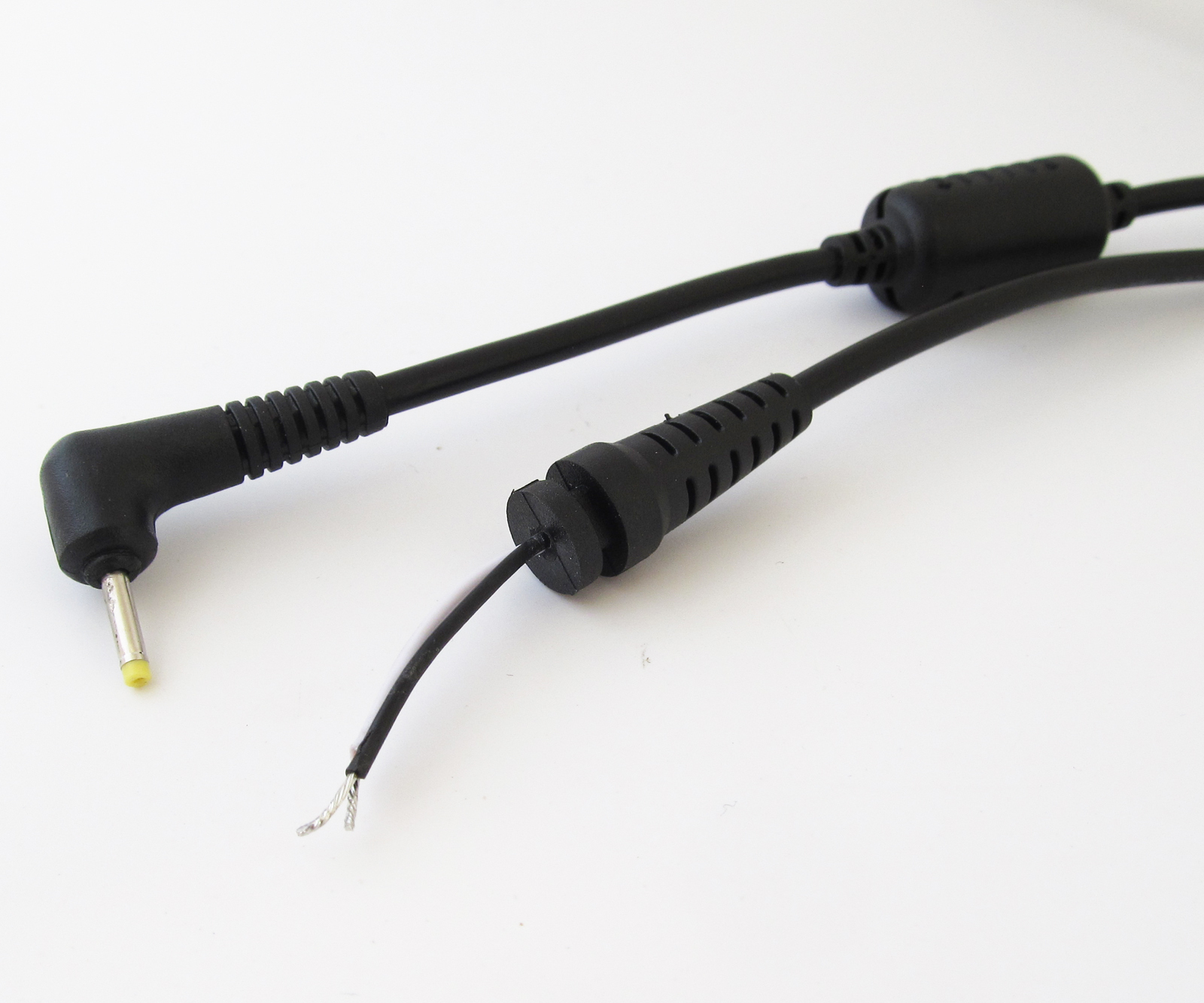 5x 1.2M/4ft 2.35mm x 0.7mm DC Power Plug Socket Connector Cord Cable w/Lock Ring
