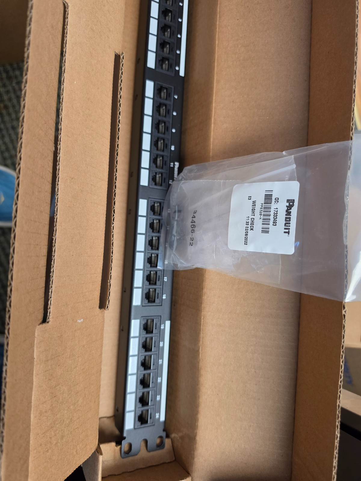 Panduit DP24688TGY Patch Panel, Cat 6, Rack Mt, 24 Port Brand New