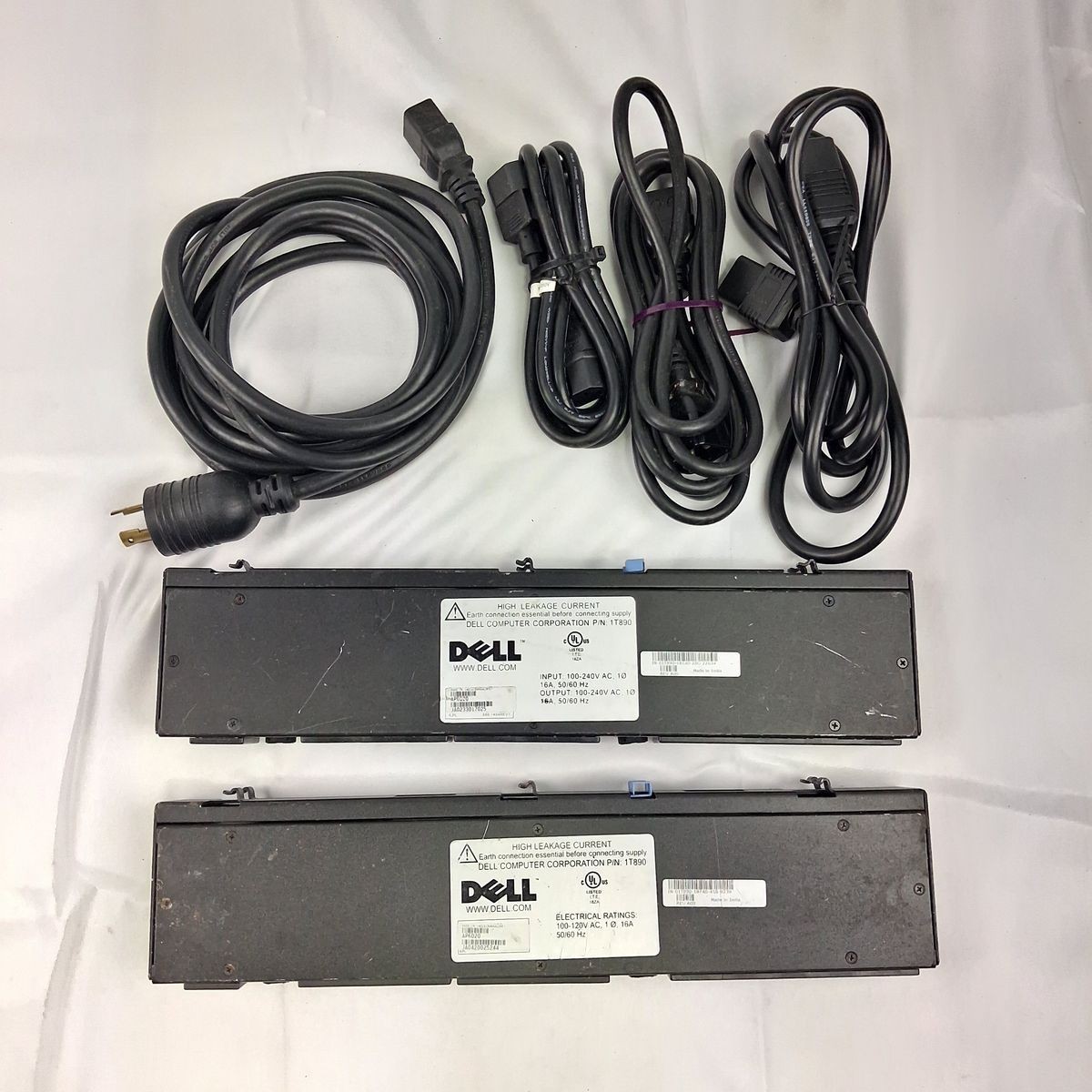 Dell AP6020 PDU Power Distribution Unit 1T890 16A w/ Cables Server Rack
