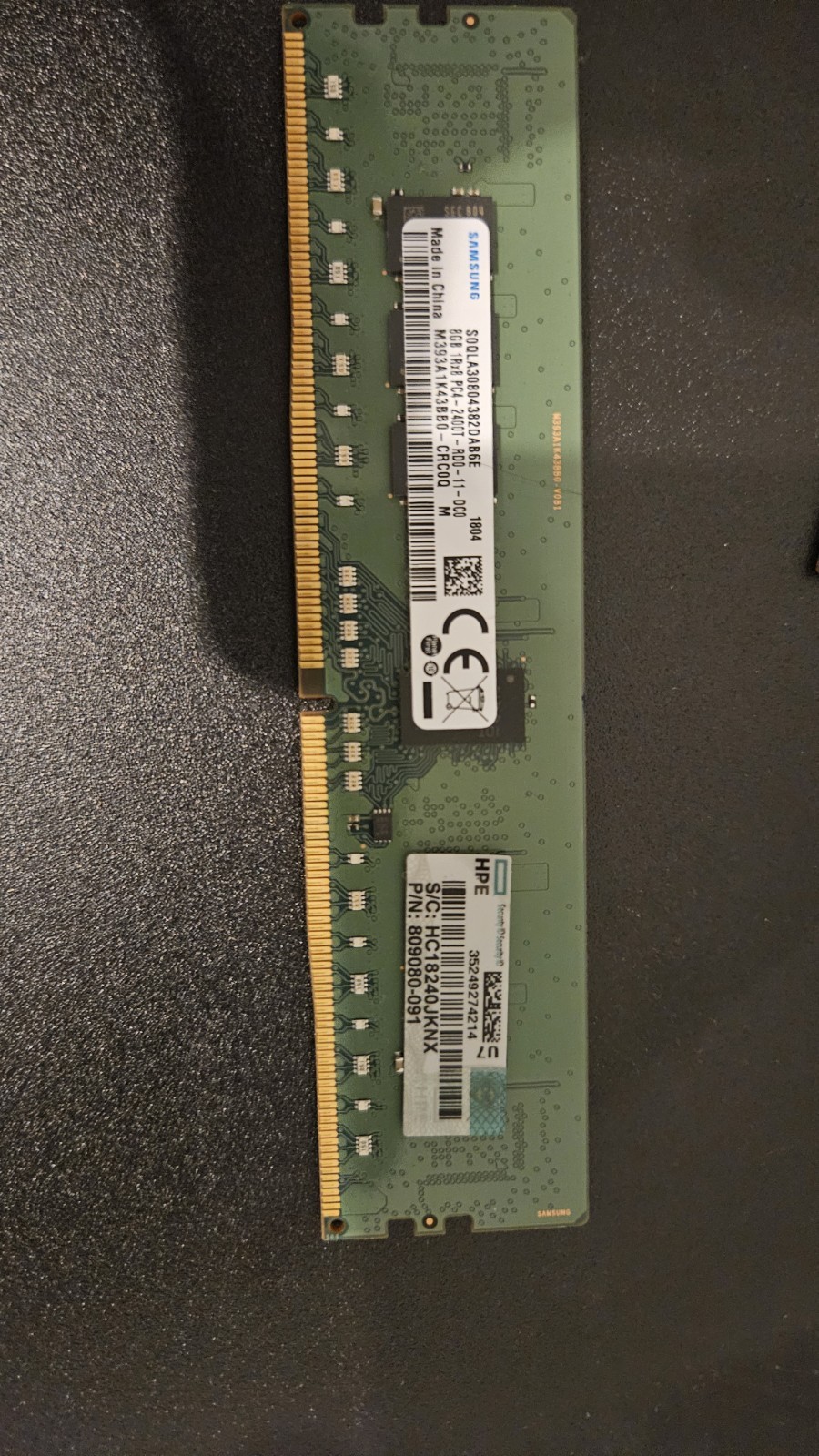 Samsung 8GB 1Rx8 PC4-2400T-RD0-11-DC0 Server Memory M393A1K43BB0-CRC0Q