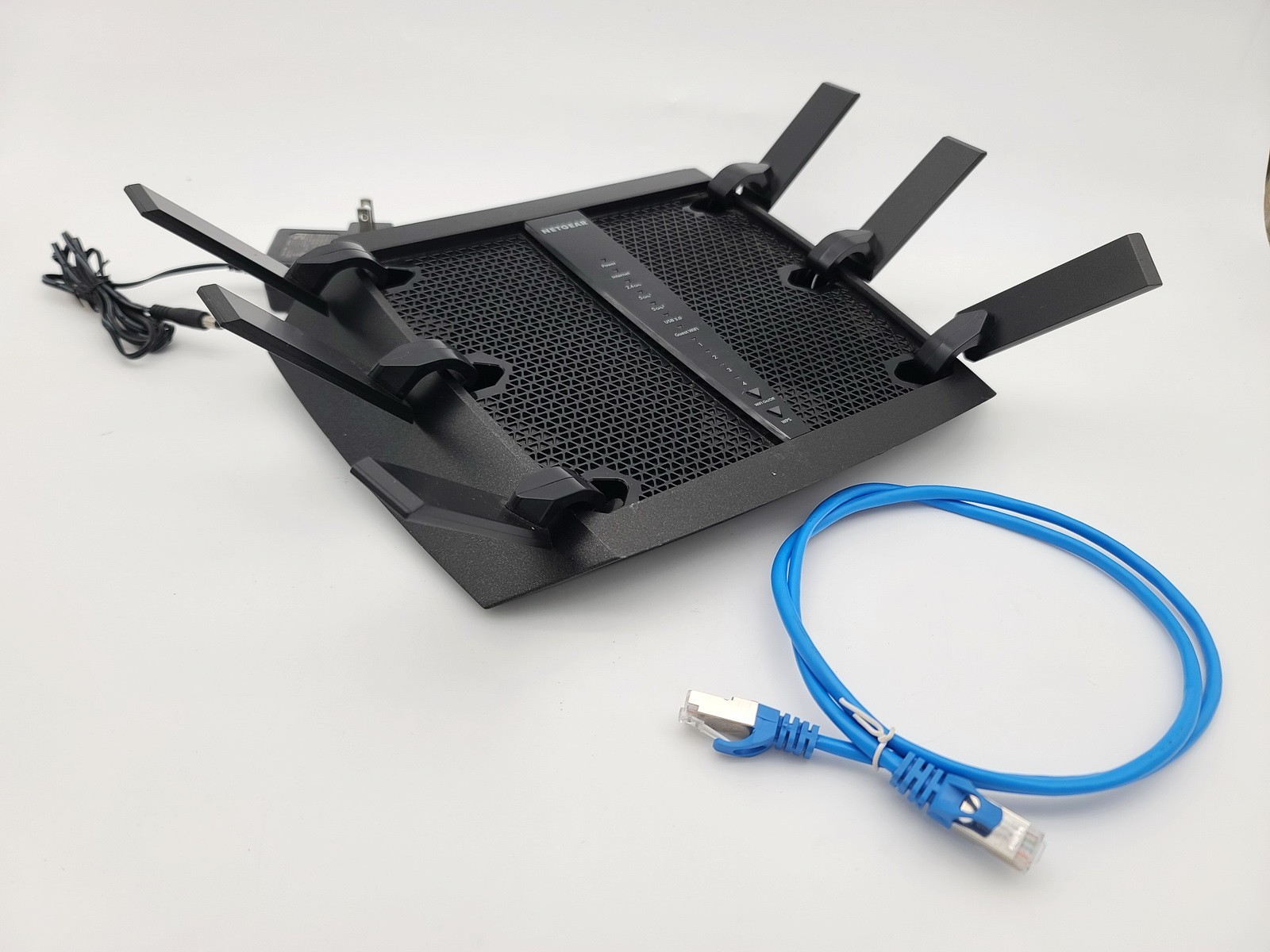 NETGEAR NIGHTHAWK R7900 X6 AC3000 3.0GBPS GIGABIT TRI-BAND WI-FI ROUTER W CABLE