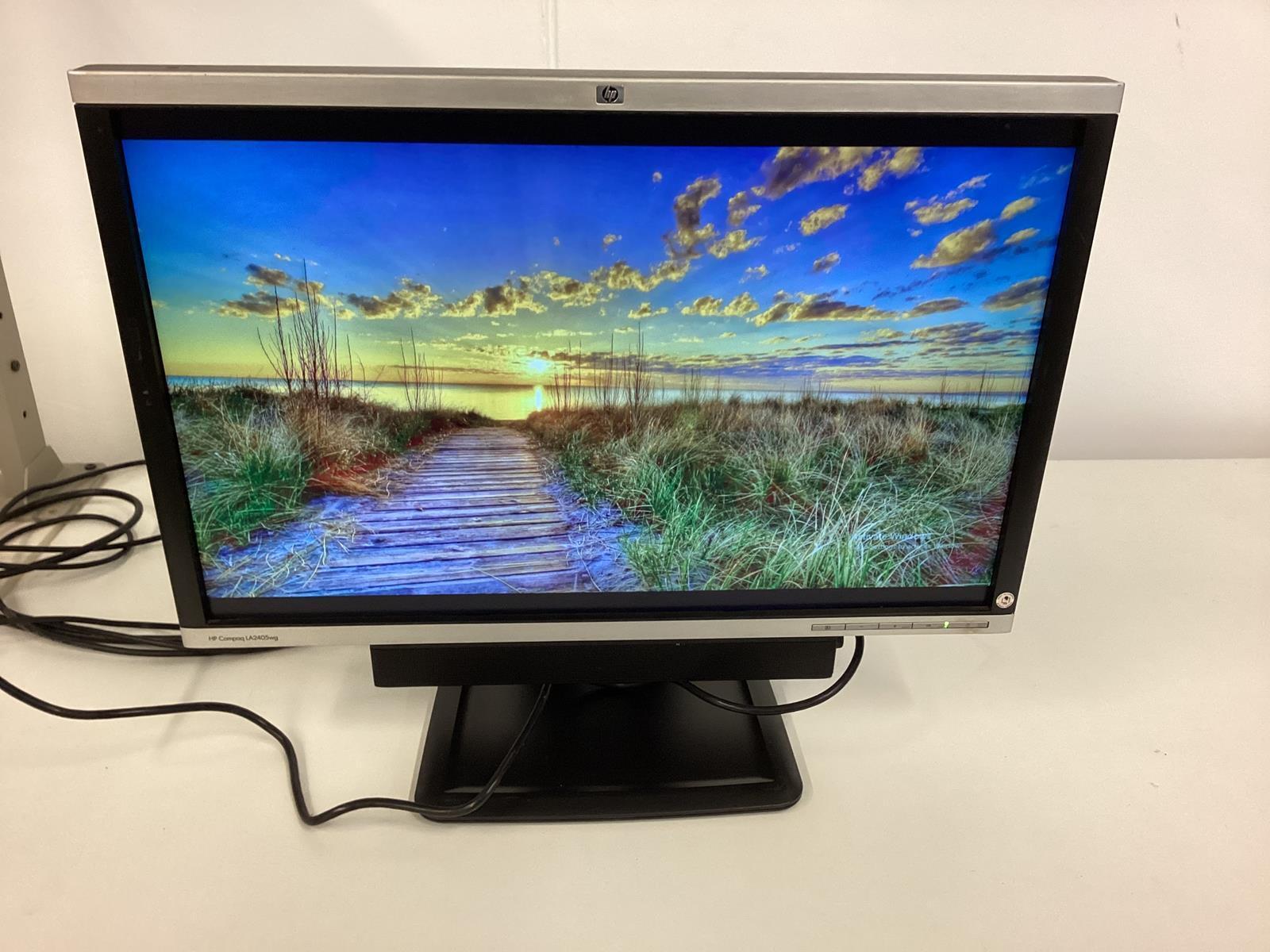 HP LA2405WG LCD Monitor W/ Speakers