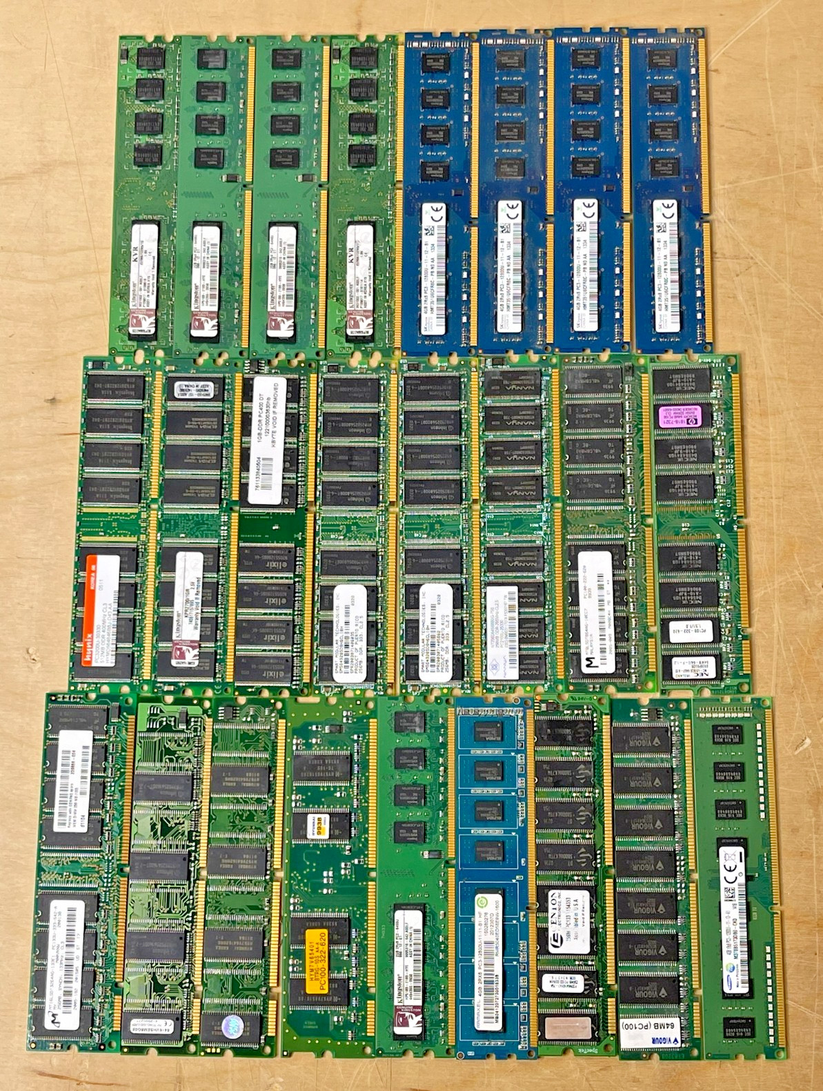 15 oz Mixed Desktop RAM Memory Lot PC100 PC133 DDR Gold Recovery Scrap Untested