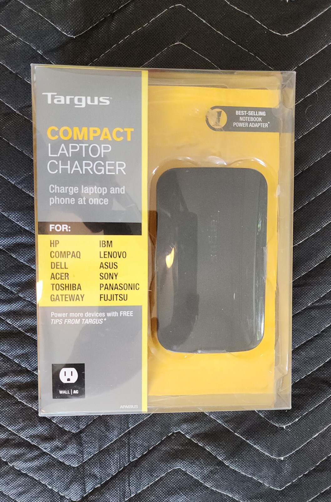 Targus Compact Laptop and Phone at Once Charger APA69US 