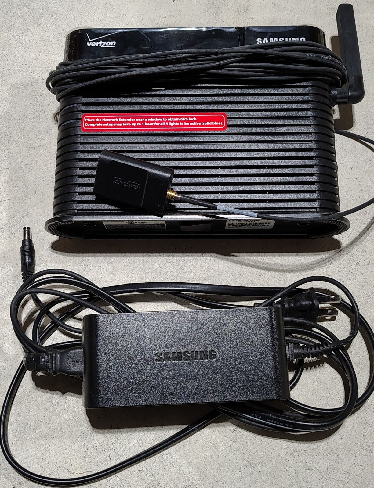 Samsung SCS-2U01  Verizon Wireless Network Extender