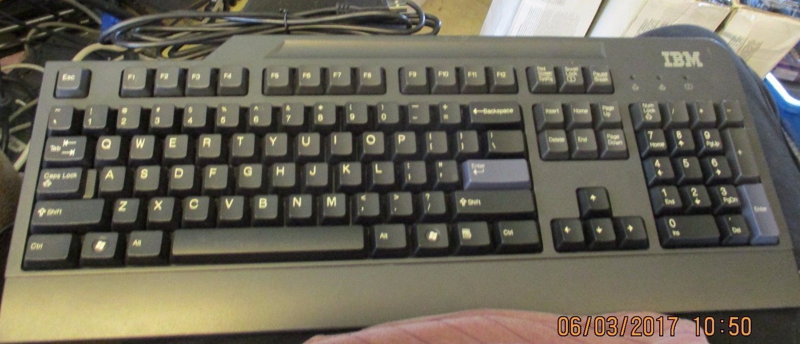  IBM THINKCENTRE PREFERRED PRO KB-0225, PS/2  KEYBOARD BLACK , GREY