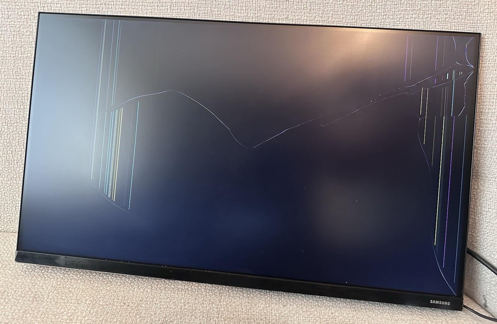 ‼️For parts only ‼️Samsung 27” T35F Full HD IPS Monitor - 75Hz