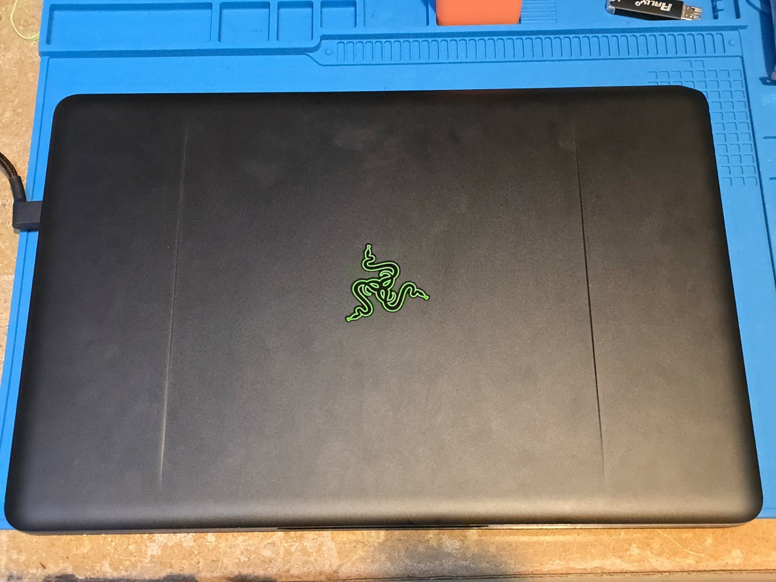 Razer Blade Pro 17 Intel Core i7-7820HK, Nvidia GTX 1080, 512 GB SSD, 32 GB DDR4