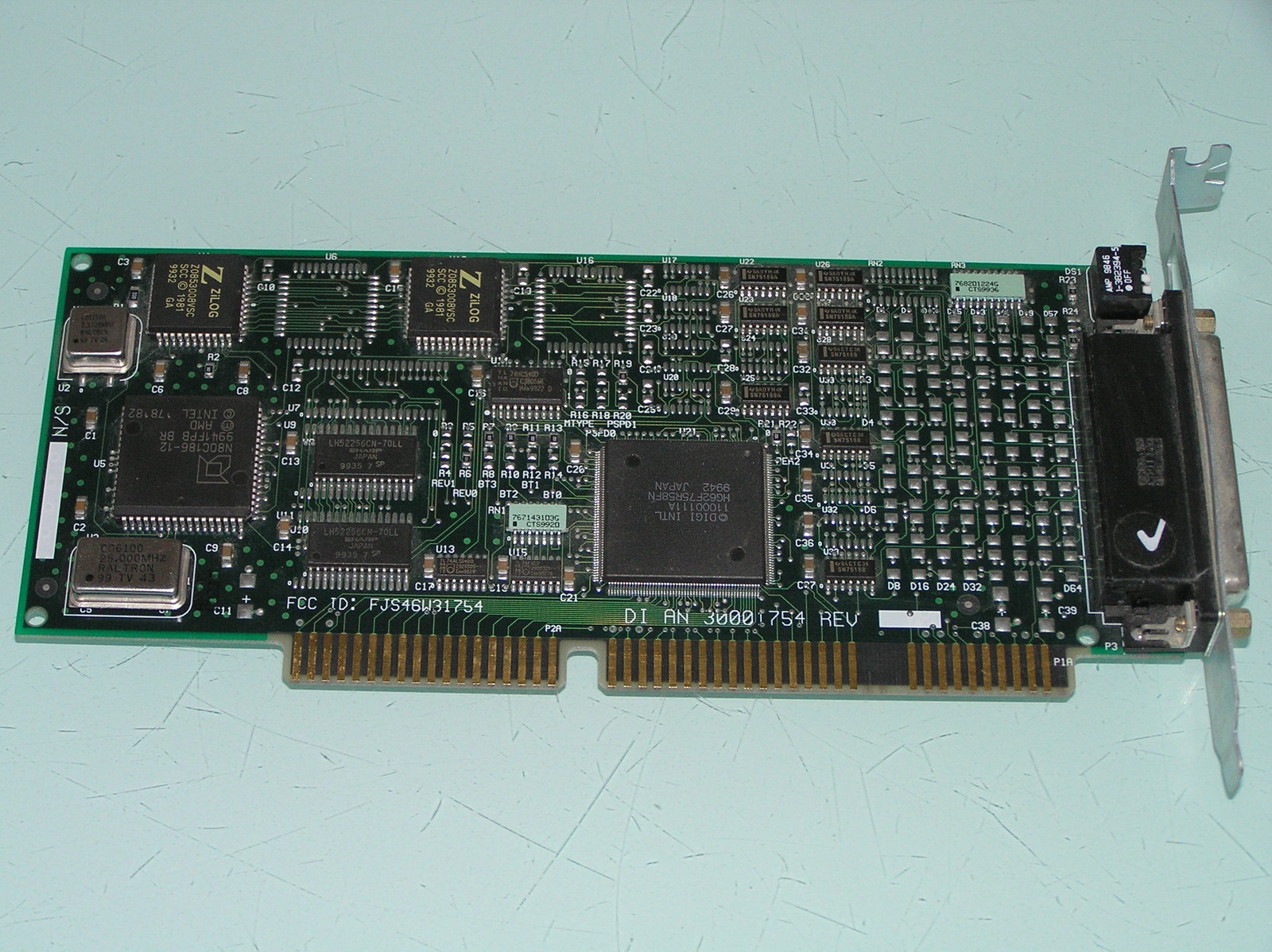 DigiBoard Digi 30001752-02 4 Port PC/4e REV :.B ISA Z Zilog  SCC Z0853008 JAPAN 