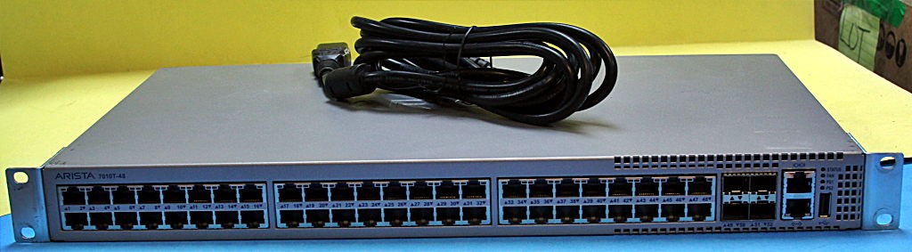 DCS-7010T-48-R Arista Networks 48P 1GbE 4P 10GbE SFP+ Switch With Rack Mounts