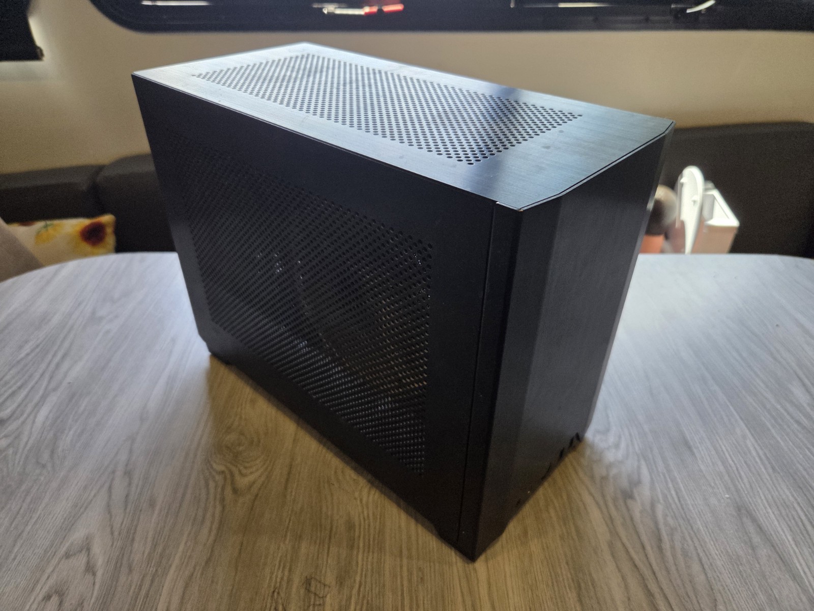 NCASE M1 V6.1 Mini-ITX Black SFF Case