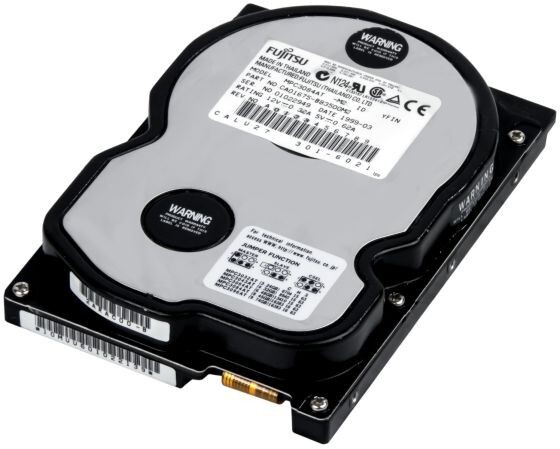 Hard Drive Fujitsu MPC3084AT-M2 8.4GB 5400RPM ATA IDE 256KB 3.5''