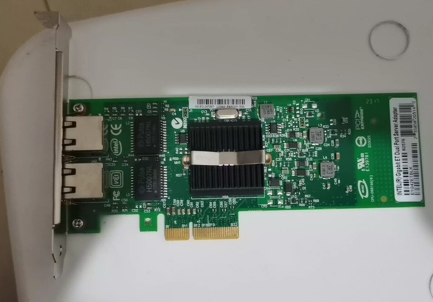 Intel Gigabit Et Dual Port RJ-45 1GbE Server Adapter  E1G42ETBLK w Full Profile