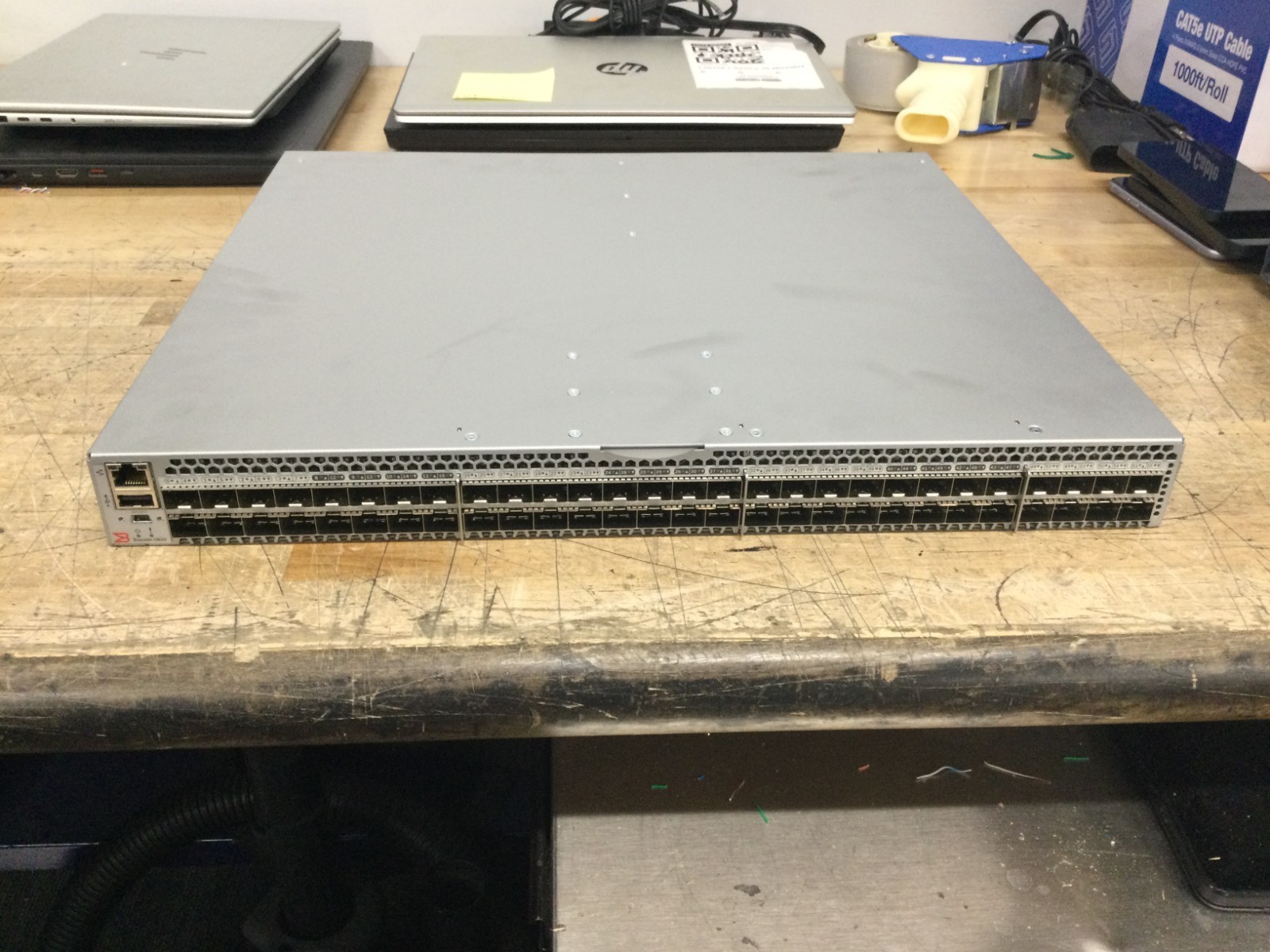 Open Box BROCADE G820 64Gbps FIBRE CHANNEL SWITCH G820-24-64G-F
