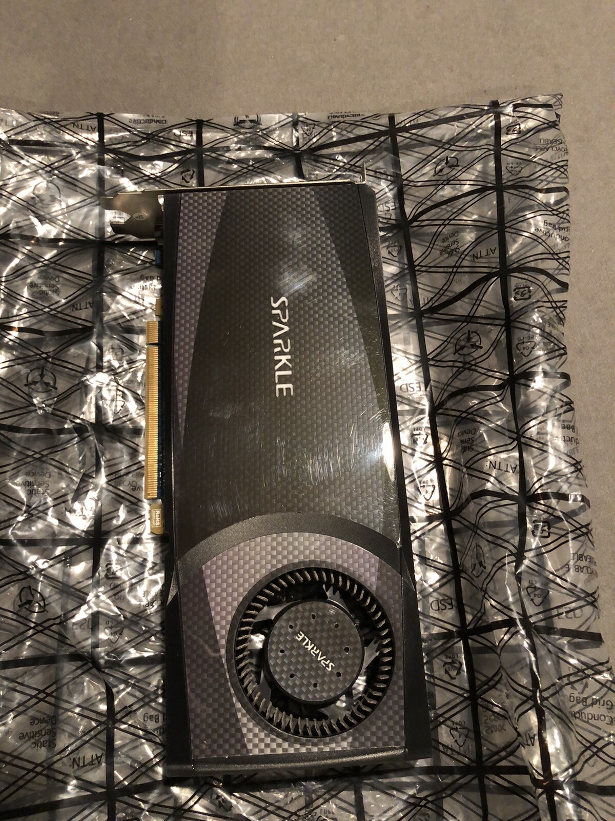 SPARKLE Computer NVIDIA GeForce GTX 560 Ti 1 GB GDDR5