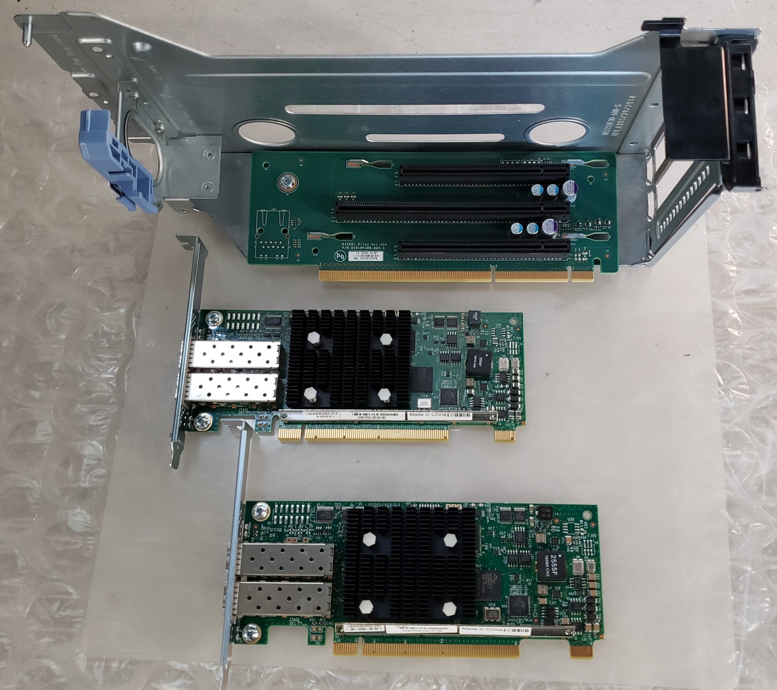 Cisco Bundle 2x 73-14093-09 UCSC-PCIE-02 + RISER1 Pilot w/ Cage 