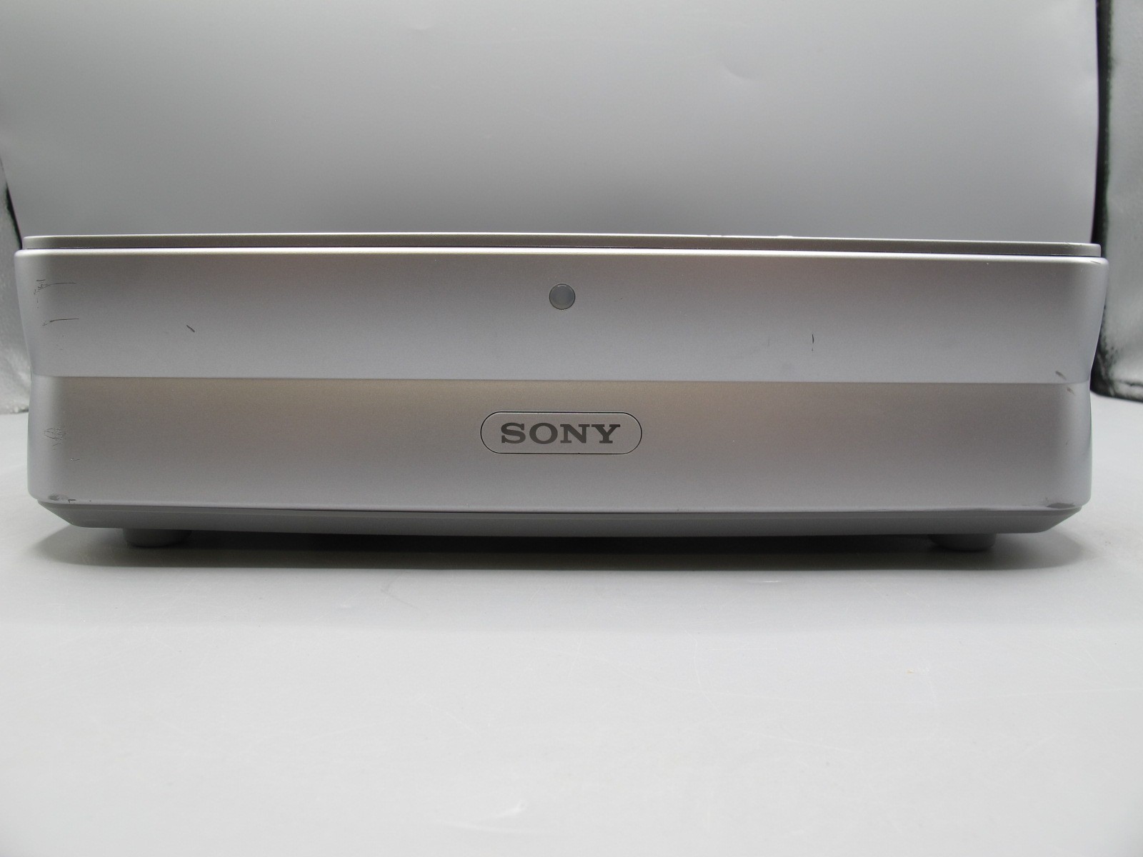 SONY VPL-CS7 LCD Data Projector w/ Power Cord & Bag (401 Hours) (FREE SHIPPING)