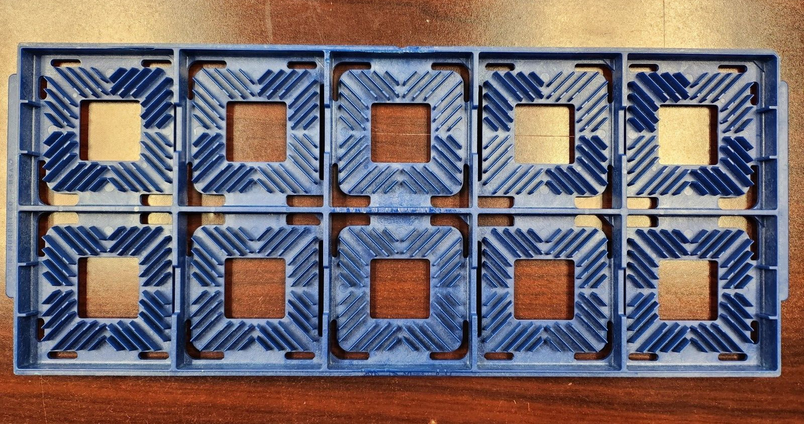 AMD & INTEL Universal CPU Tray Socket 370 & for Various Size PGA 59x59mm RHM-654