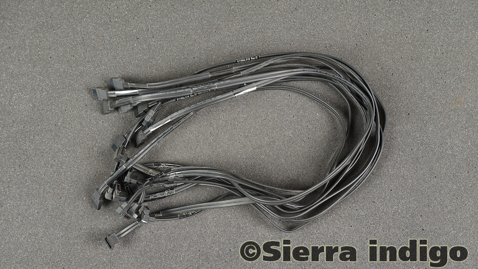 Job Lot of 10 x Black Standard PC SATA Drive Cables 45cm Long Straight-90degree