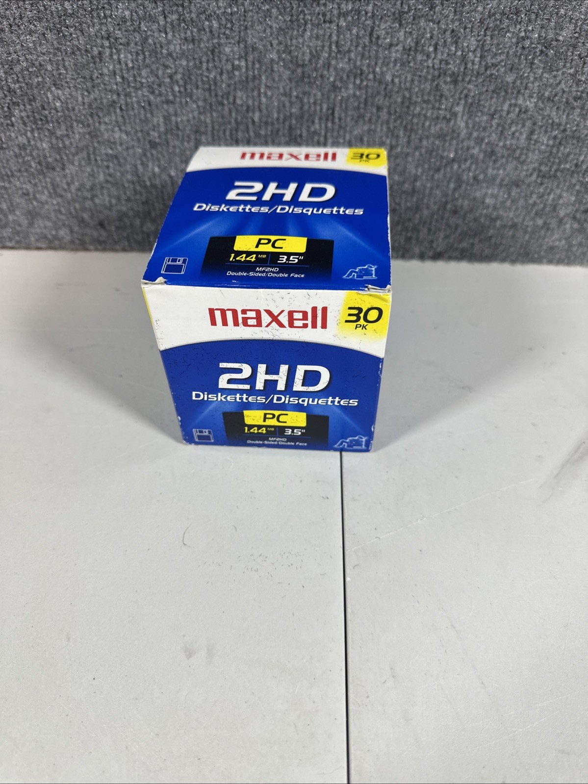 NOS Maxell 2HD MF2HD 1.44 mb 3.5" 23 PC Floppy Diskettes High Density Disk Black
