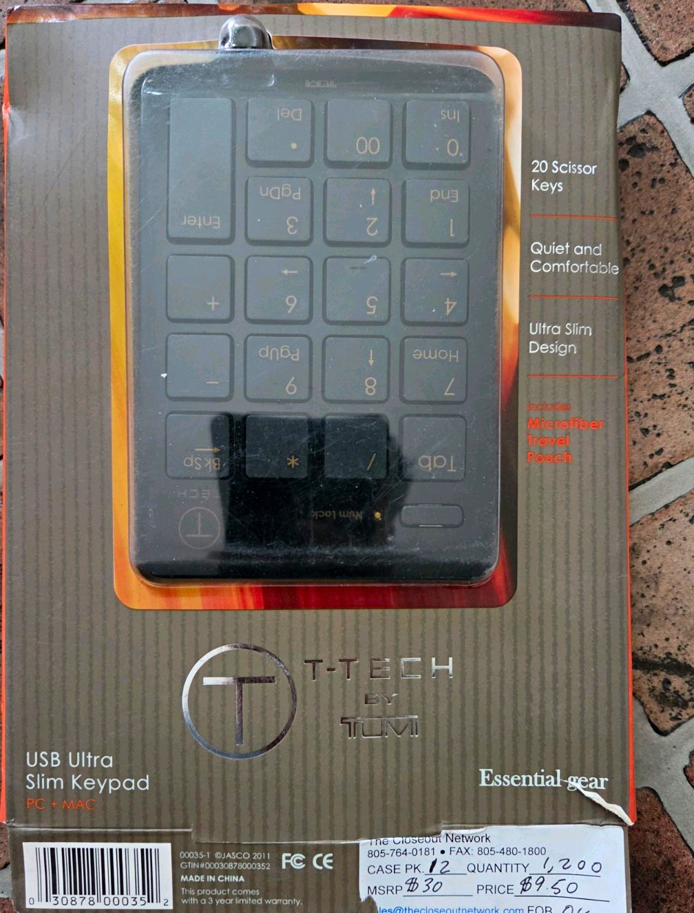 Tumi T-Tech USB Ultra Slim Keypad Wired USB Black Quiet Portable QWERTY EN