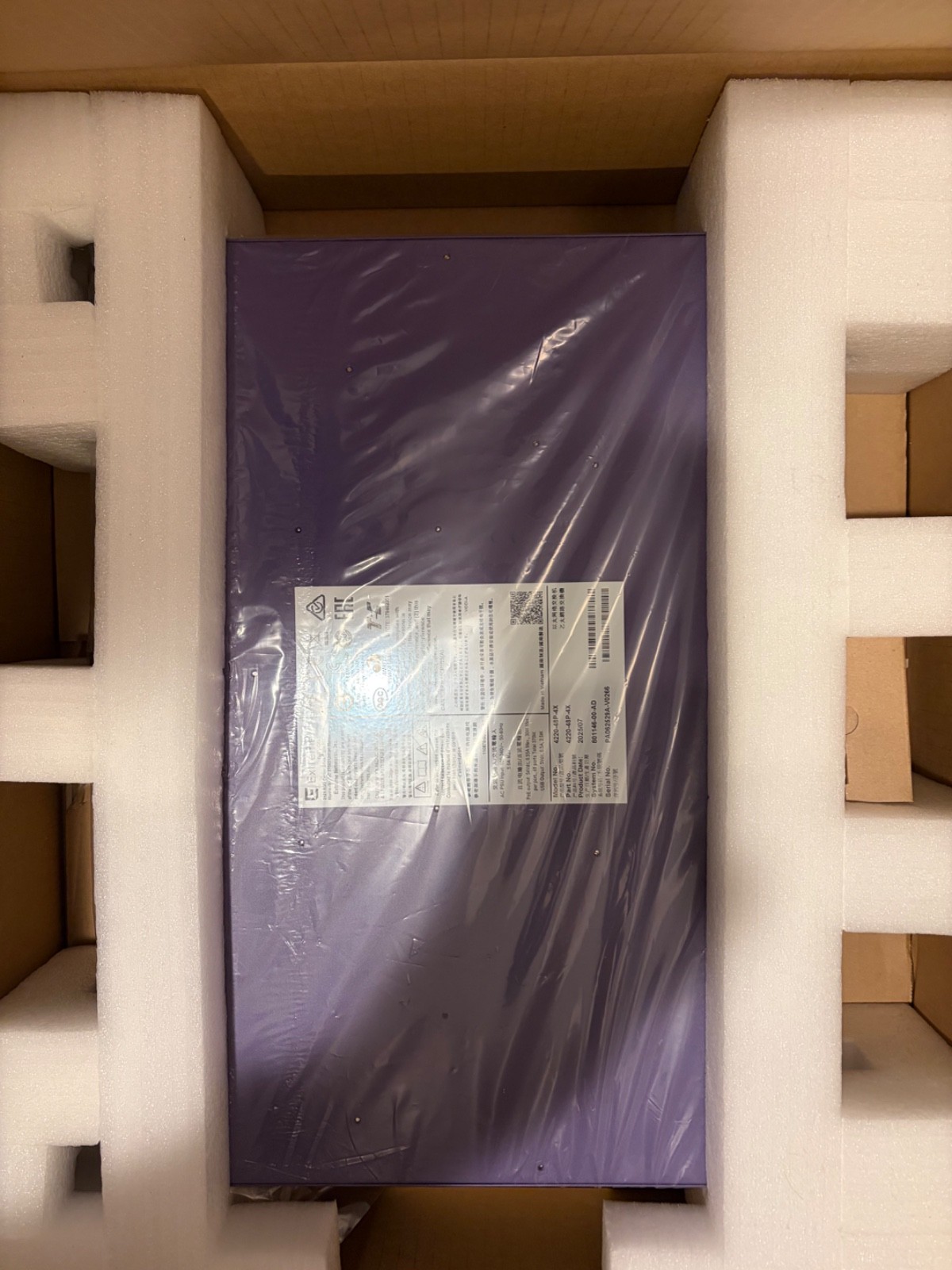 NEW Extreme Networks 4220 Switch ExtremeCloud IQ 4220-48P-4X