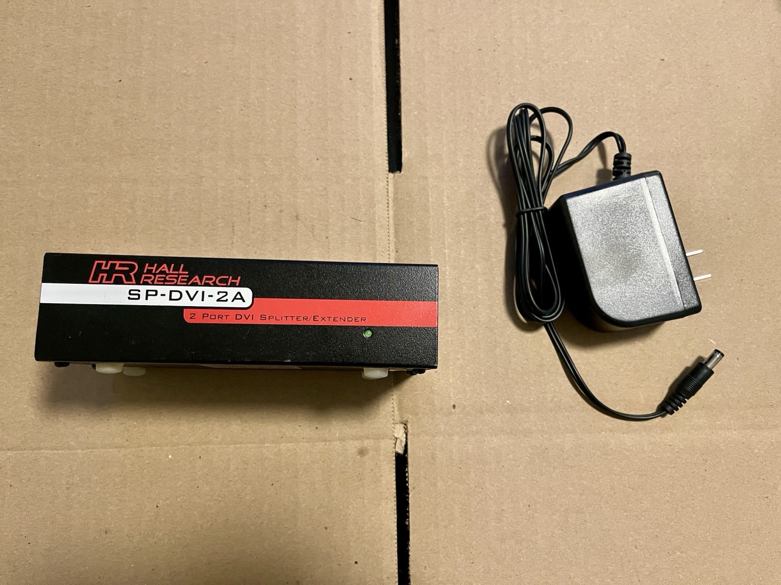 Hall Research SP-DVI-2A 2 Port DVI Splitter / Extender 