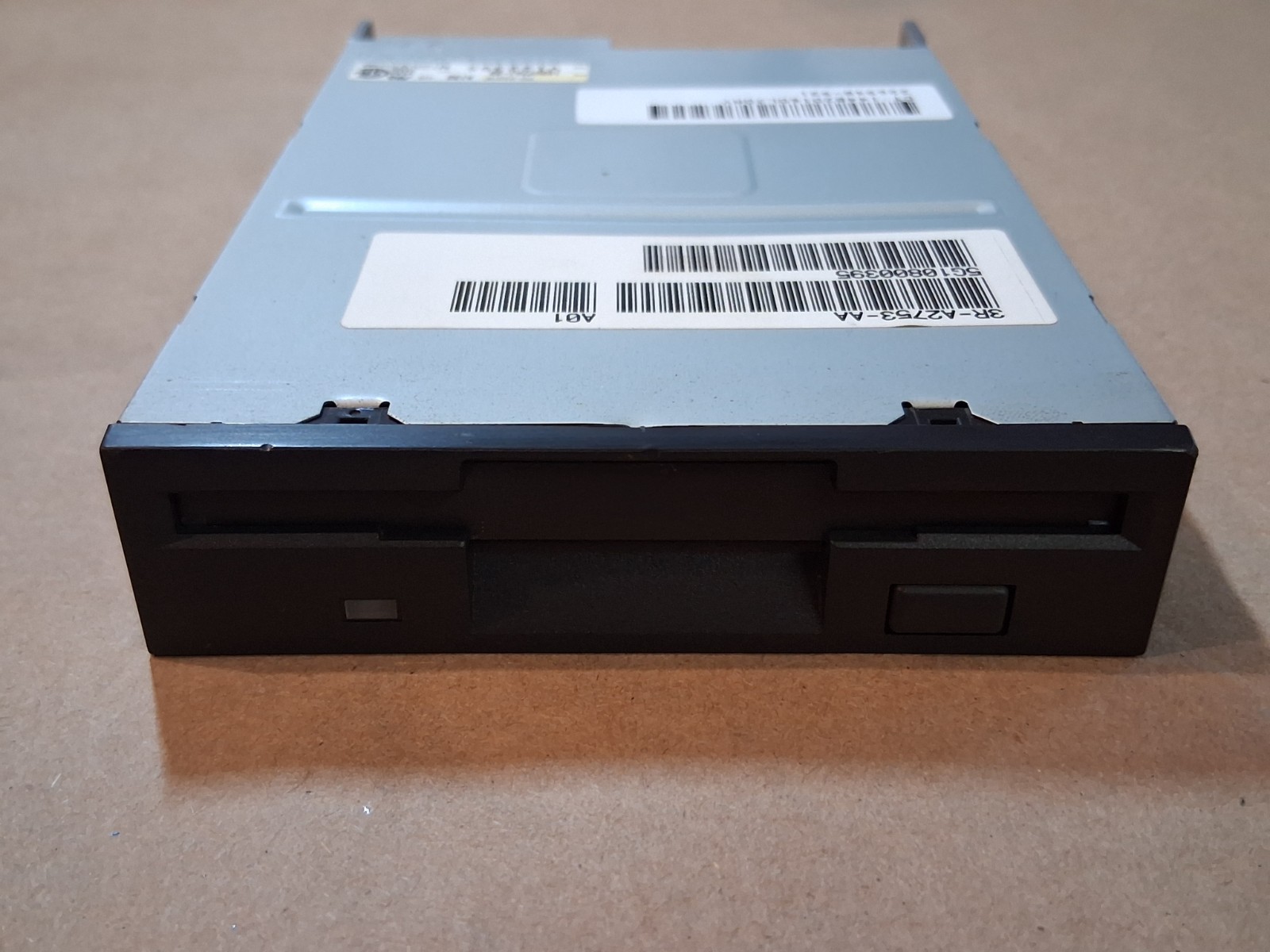 Vintage Teac FD-235HF 3.5" Floppy Disk Drive 193077A1-32 A132-U5